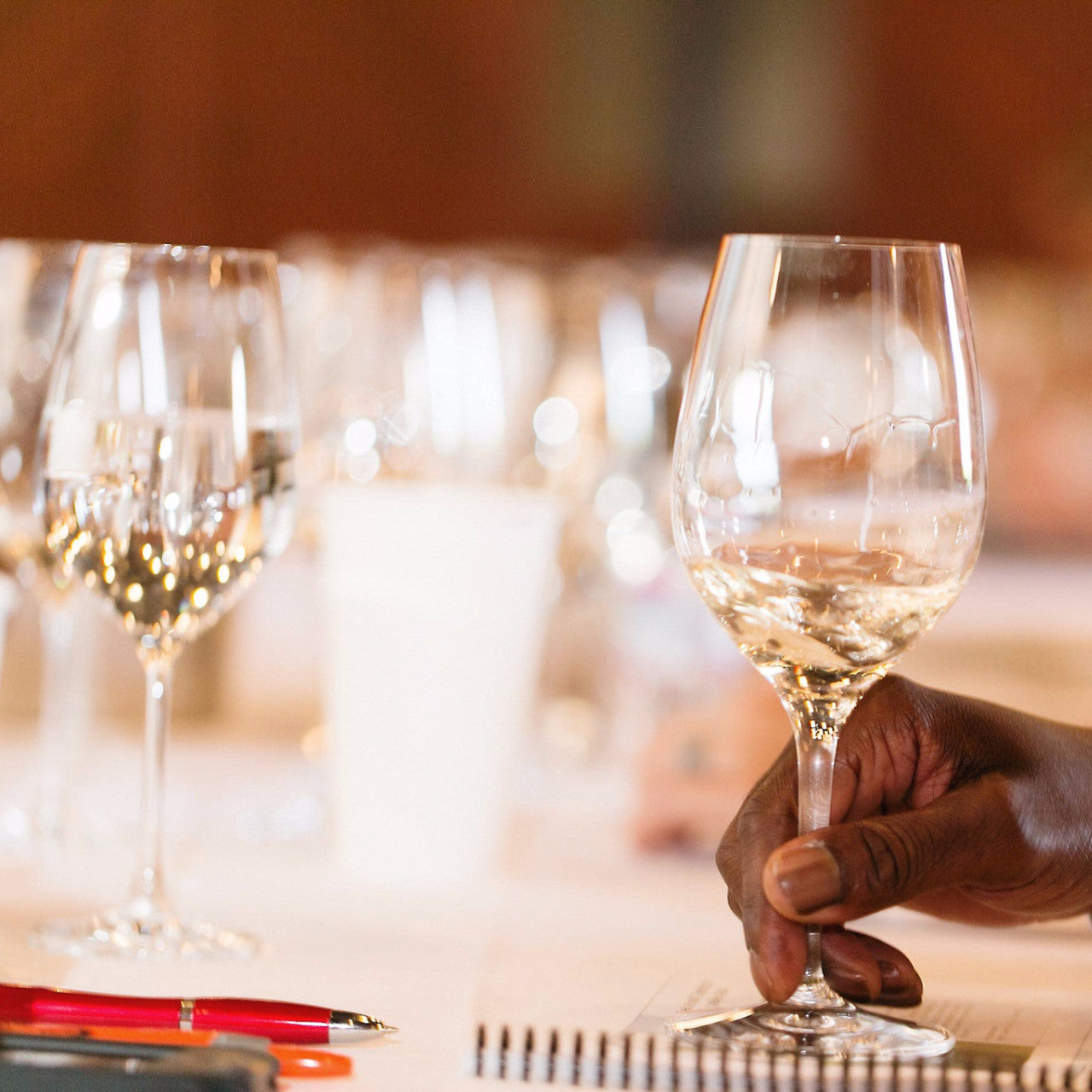 Varietal Profiling: Blind Tasting White Wines